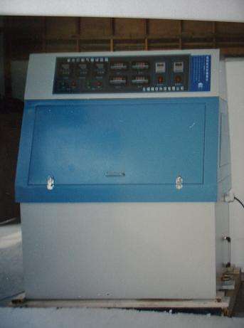 紫外光辐射试验机