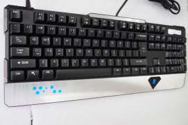 深圳高端键盘，高端游戏键盘